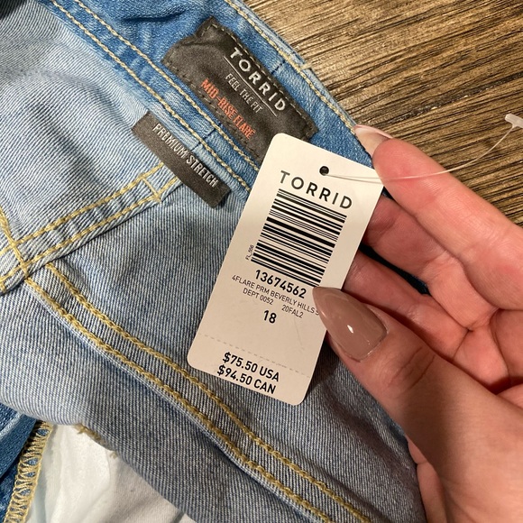 Mid Rise Flare Jean Premium Stretch - Picture 6 of 6